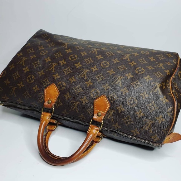 Authentic LV Speedy 40 - Picture 4 of 4